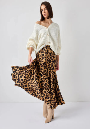 leopard skirt
